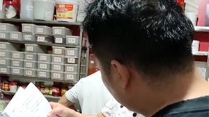 螺蛳粉培训哪家好？来宾左先生到红松叶学全套螺蛳粉